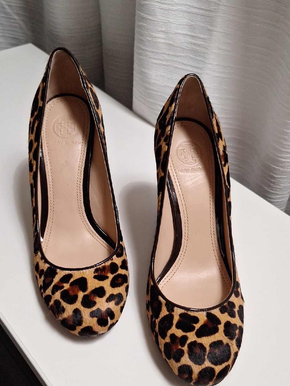 Tory Burch Leopard Print Pumps in Tan and Black